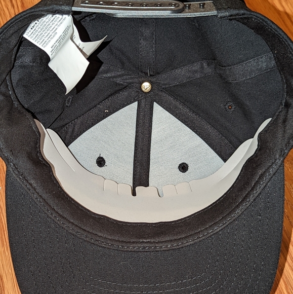 Volcom hat - Picture 3 of 3